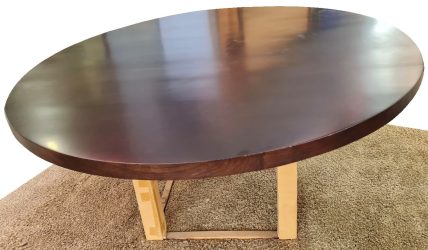 Wood Leg Round Table